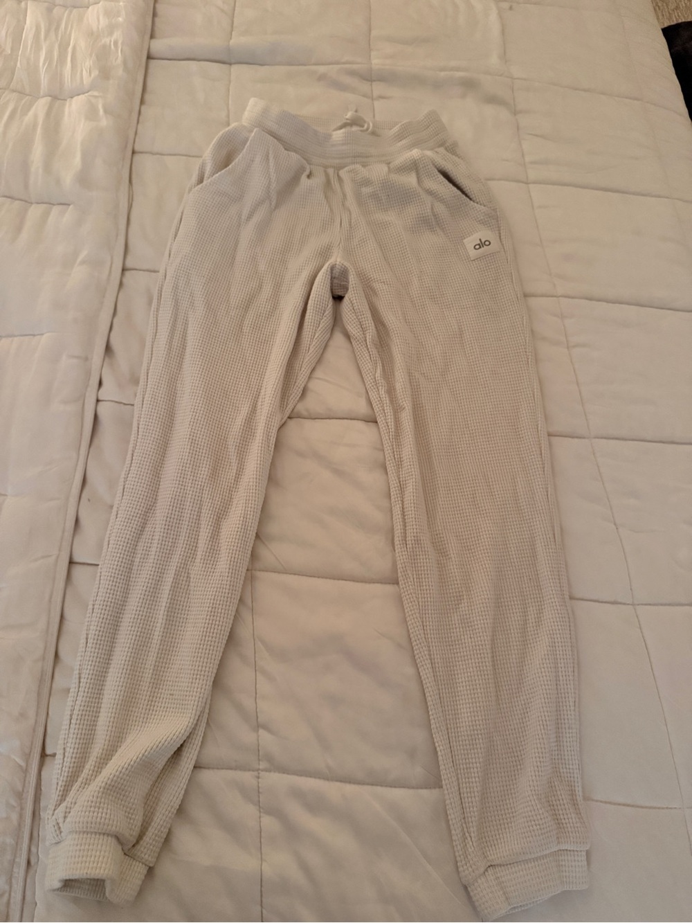Alo Waffle Escape Knit Joggers in Light Beige XS